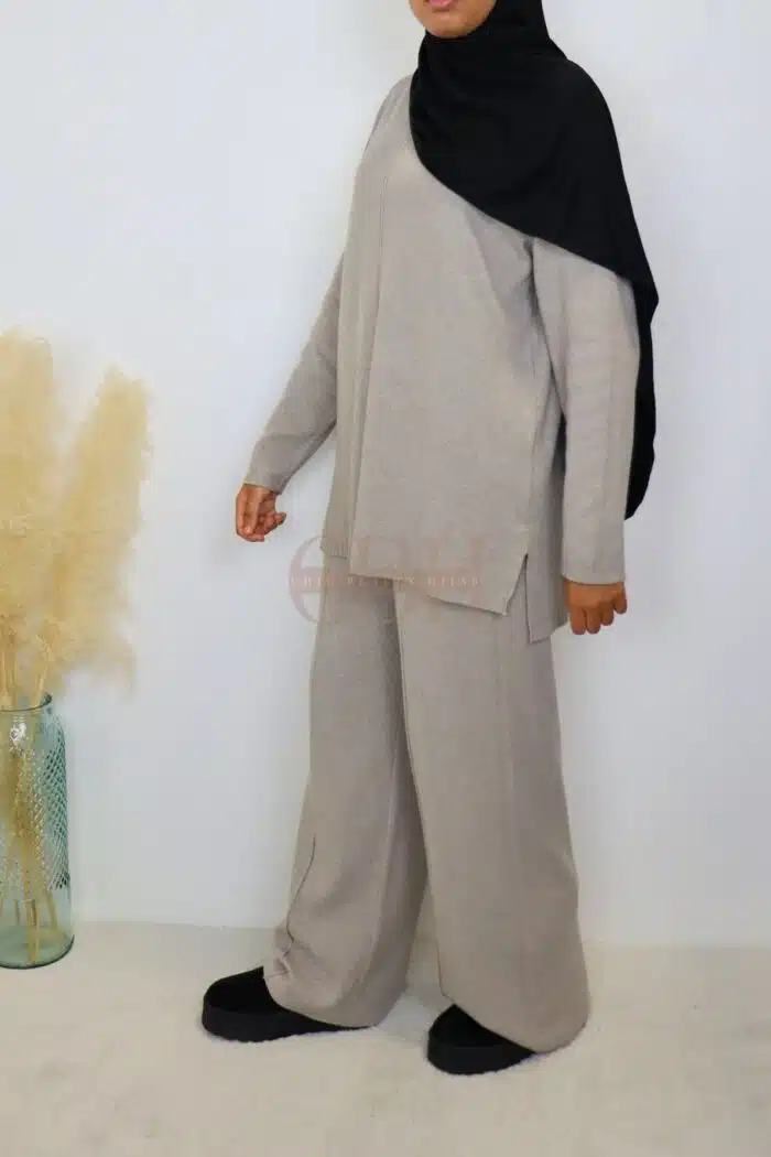 Ensemble hiver femme maille Taupe – look chaud et élégant