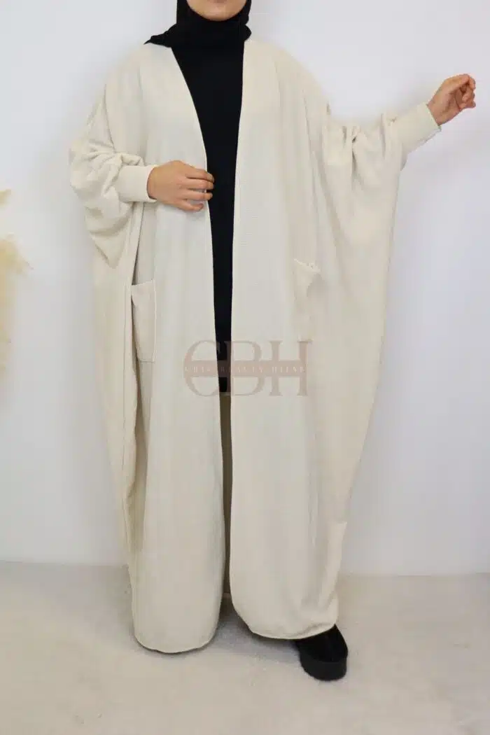 Cardigan papillon en velours beige élégant pour femme