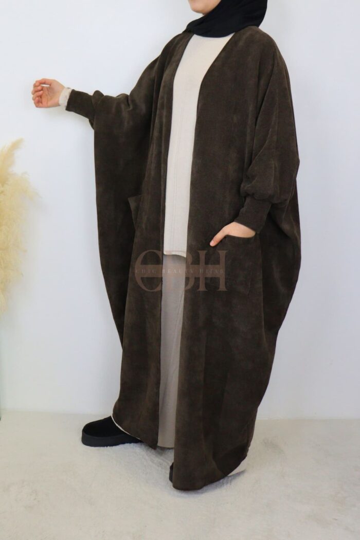 Cardigan papillon en velours marron – Chic Beauty Hijab