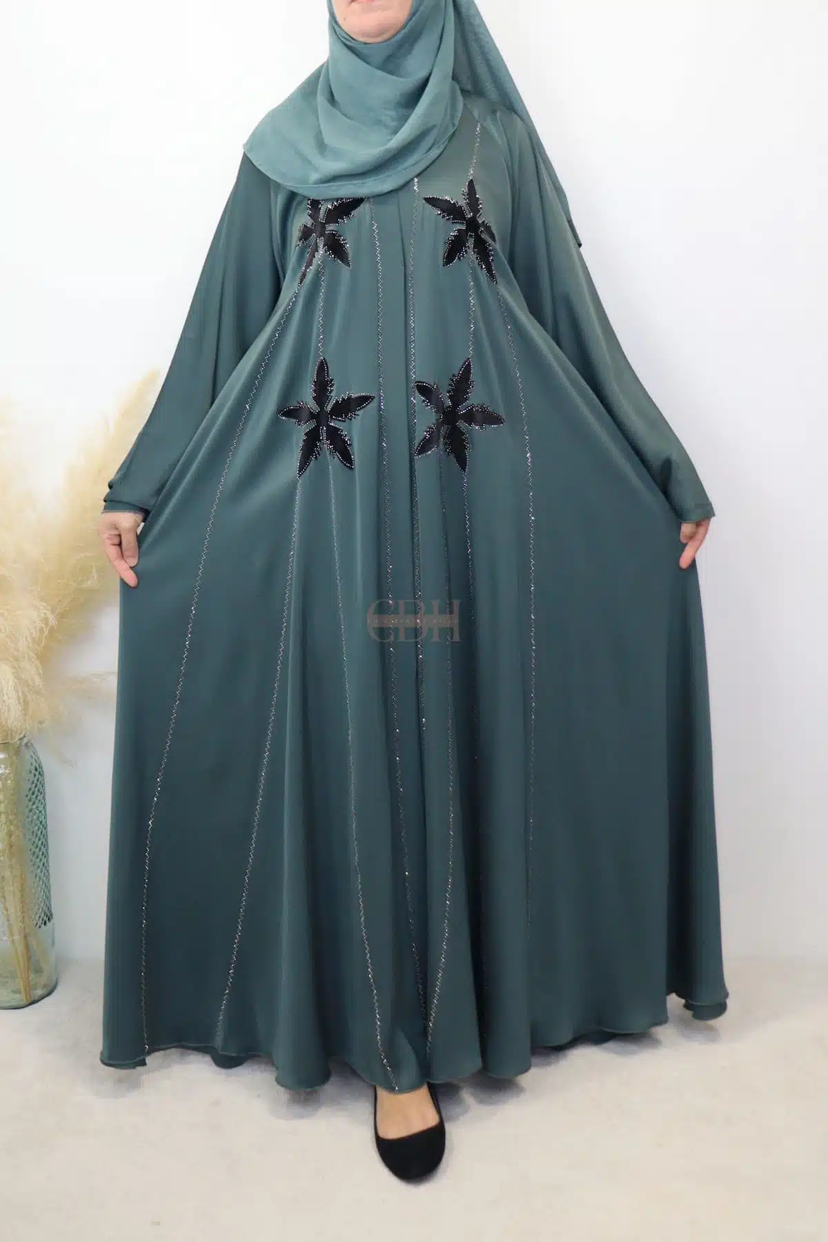 Abaya Dubaï élégante Inaya émeraude