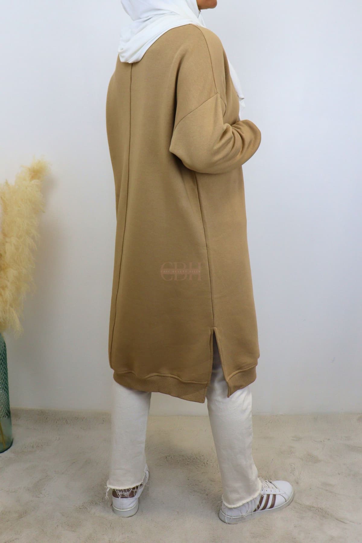 Pull sportwear femme beige oversize à capuche, confort et style
